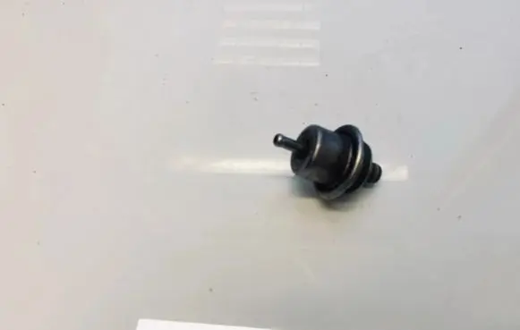 Fuel pressure sensor