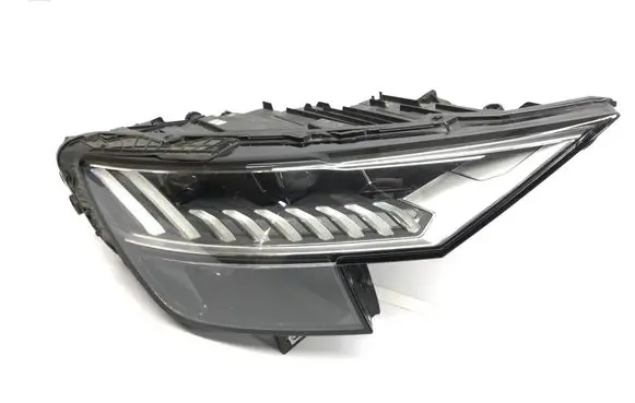 Audi Q8 Headlight/headlamp 4M8941036 10784080000 125300018147