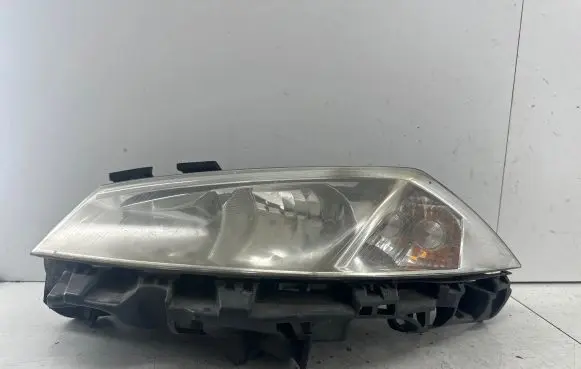 Renault Megane II Headlight/headlamp 8200073220J 89306990 539904HCR