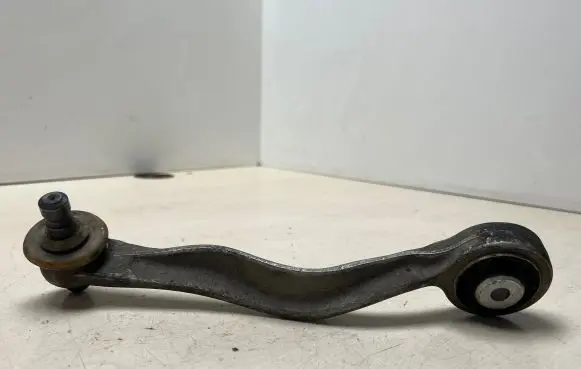 Skoda Superb B5 (3U) Front lower control arm/wishbone