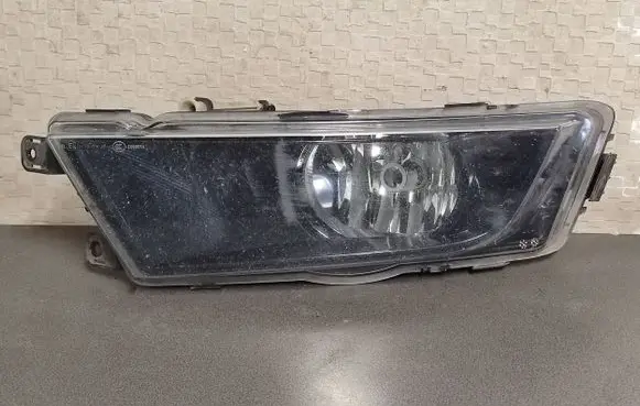 Skoda Octavia Mk3 (5E) Front fog light 5E0941699E