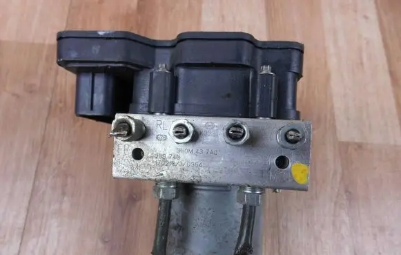 Mazda CX-3 ABS Pump DH0M437A0 0265956315