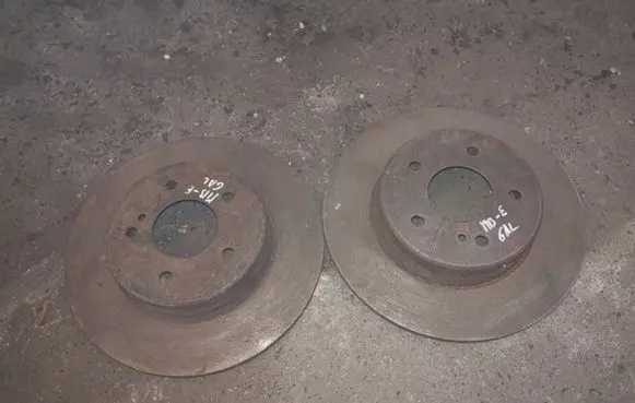 Mercedes-Benz E W210 Rear brake disc
