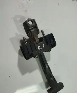 Opel Zafira B Rear door check strap stopper 