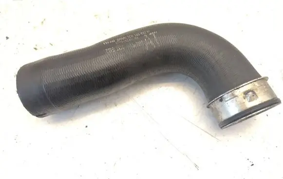 Volkswagen Touran I Intercooler hose/pipe 3C0145832M