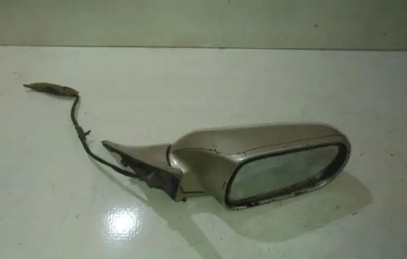 Mazda 626 Front door electric wing mirror e130187359