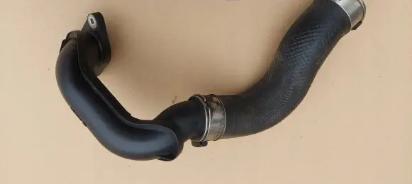 Mazda 6 Intercooler hose/pipe