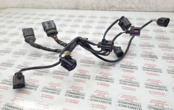 Audi A4 S4 B7 8E 8H Fuel injector wires 8D0973834