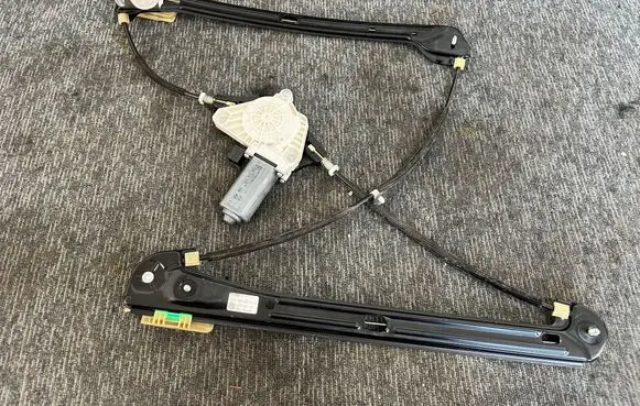Volkswagen Golf VII Front door electric window regulator 5G4837462H 291120173 C03533105