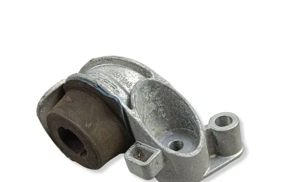 Jeep Grand Cherokee WL Muffler mount bracket/holder 68466130AB