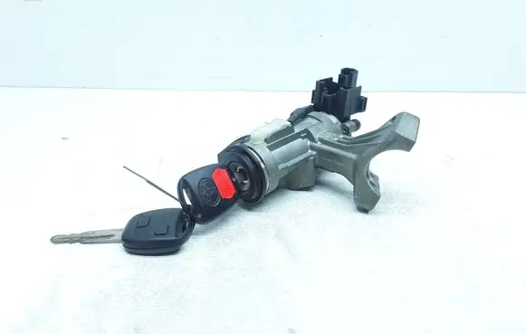 Toyota Corolla E120 E130 Ignition lock 45020024 8978302020