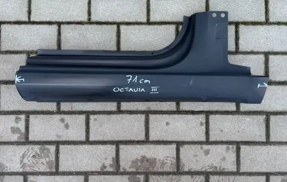 Skoda Octavia Mk3 (5E) Sill 5E0