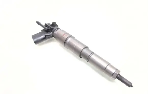 BMW 5 E60 E61 Fuel injector 7796042 0445115050