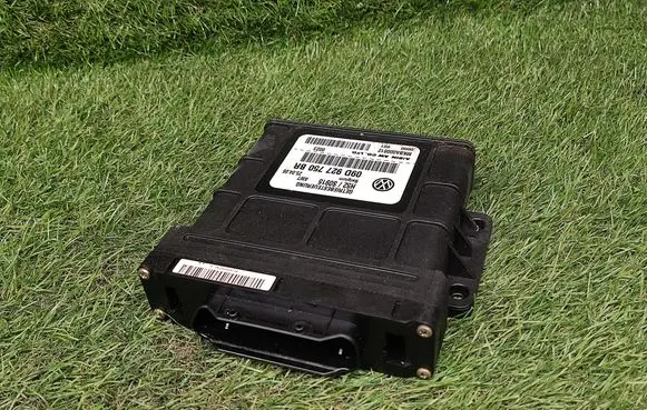 Audi Q7 4L Gearbox control unit/module 09D927750BR