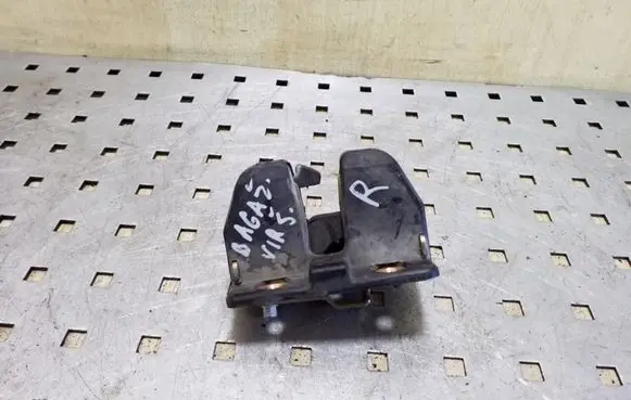 Volkswagen Transporter - Caravelle T4 Loading door lock 701827162