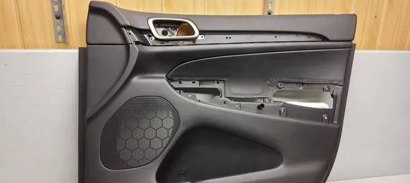 Jeep Grand Cherokee Front door card panel trim 632C269 A047705