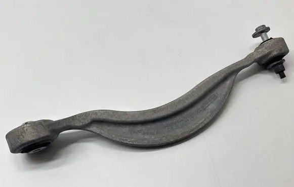 Porsche Cayenne (9Y0 9Y3) Rear control arm 4M0501531