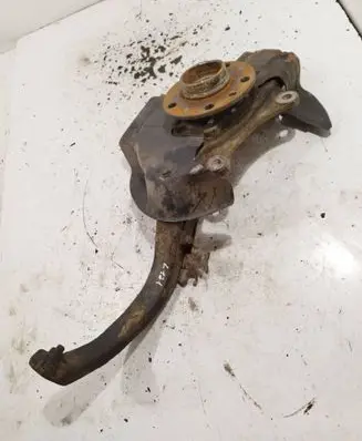 Alfa Romeo 159 Front wheel hub spindle knuckle