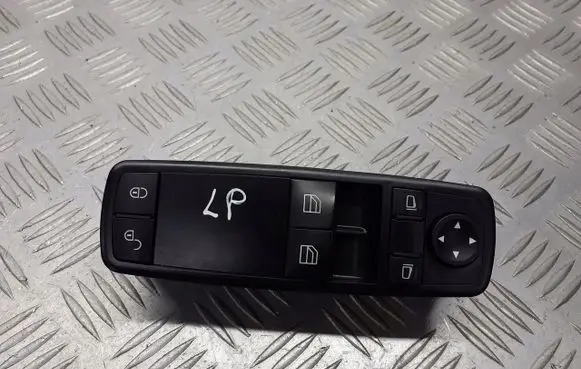 Mercedes-Benz A W169 Front door window switch trim 
