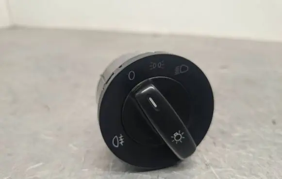 Volkswagen Caddy Light switch 1T0941431T