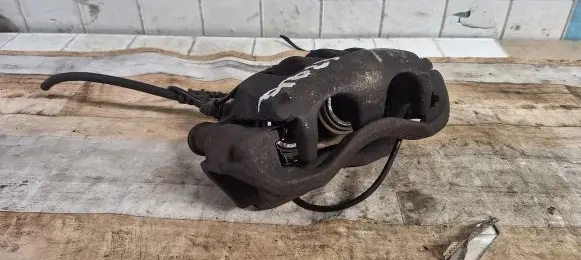 Volkswagen Crafter Front brake caliper