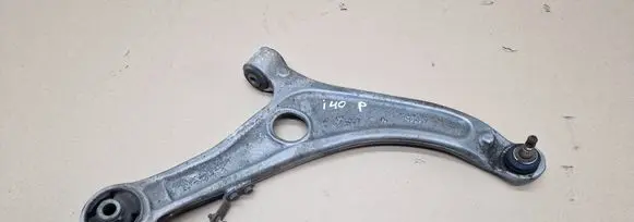 Hyundai i40 Front lower control arm/wishbone 