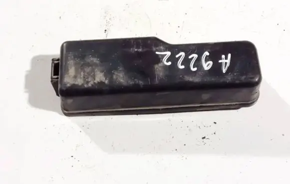 Toyota Corolla Verso AR10 Fuse box cover