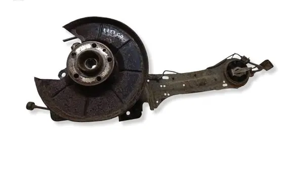 Volvo V70 Rear wheel hub 6G912K316A