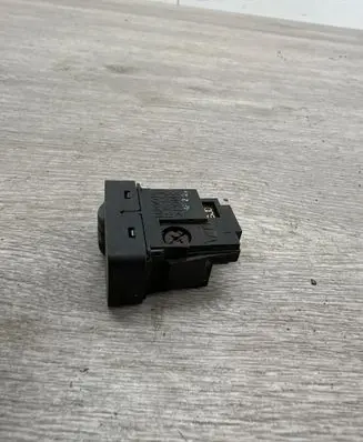 Honda CR-V Headlight level height control switch M20010 AF22 HJSS5A