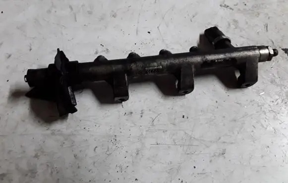 Renault Master II Fuel main line pipe 0445214025 8200023961