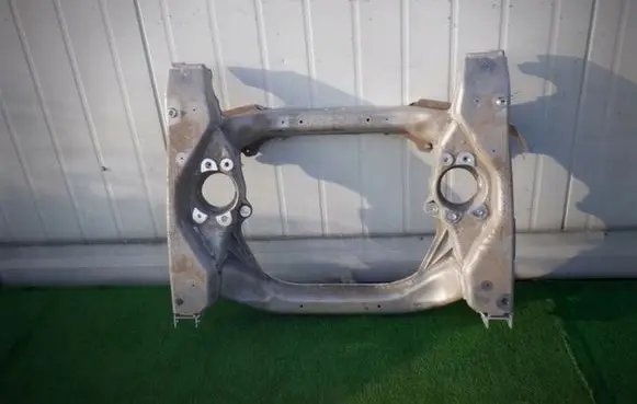 Mercedes-Benz S W222 Front subframe 222628047