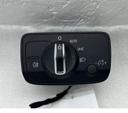 Audi Q2 - Light switch 8V0941531BA