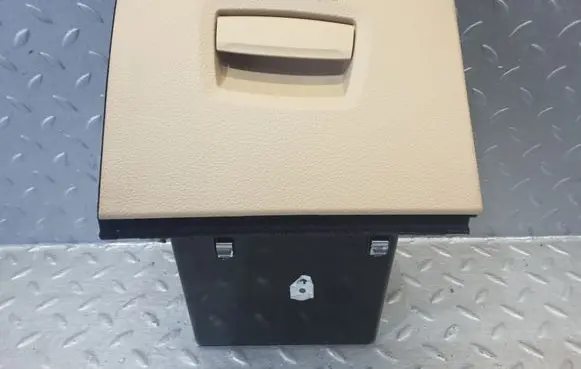 BMW 5 F10 F11 Glove box 9166696 51169166696