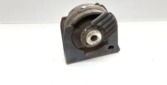 Toyota Avensis T270 Engine mount bracket 4910808