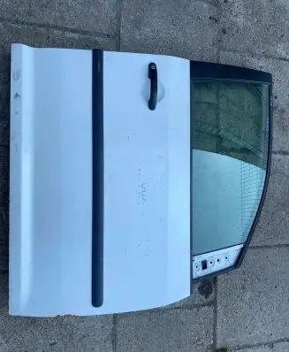 Volkswagen Caddy Front door