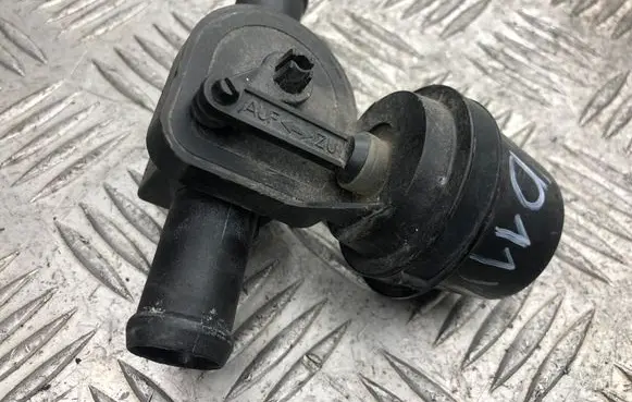 Volkswagen Crafter Coolant heater control valve 701819809G