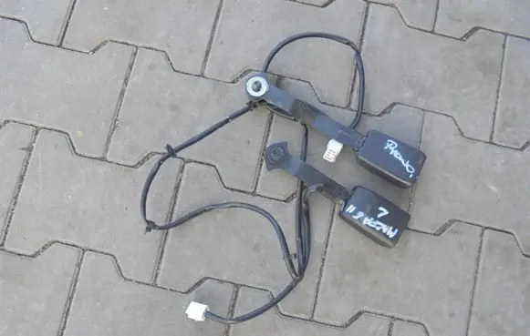 Mazda 6 Front seatbelt buckle PASYBEZPIECZESTWA