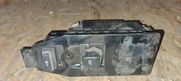 Volvo V70 Electric window control switch 30737519