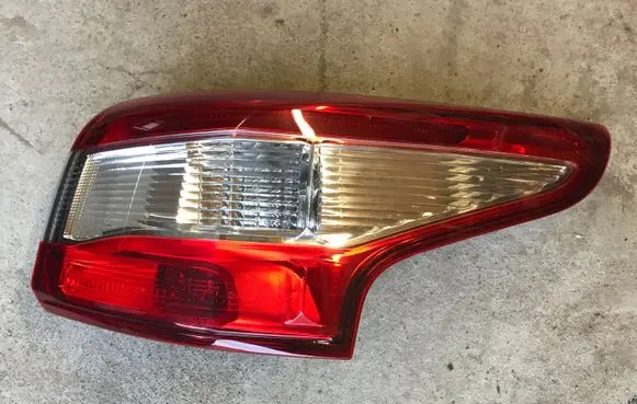 Nissan Qashqai Tailgate rear/tail lights