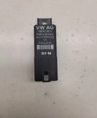 Audi A3 S3 8P Glow plug pre-heat relay 038907281D