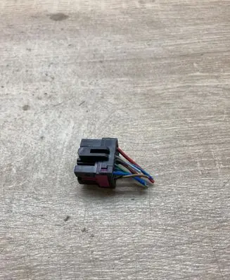 Volkswagen Touareg II Plug wire 1J0937733 969354