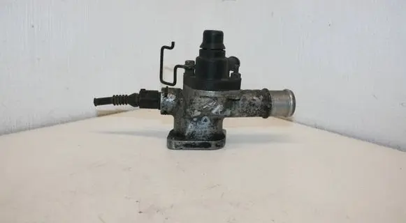 Volkswagen Sharan Engine coolant pipe/hose 038121133J