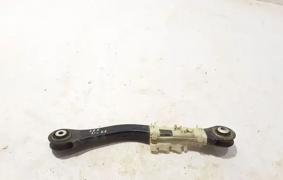 Rear upper control arm/wishbone