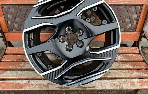 Peugeot 3008 II R20 alloy rim 