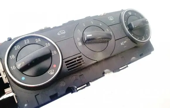 Mercedes-Benz A W169 Climate control unit a1698301385 69780005
