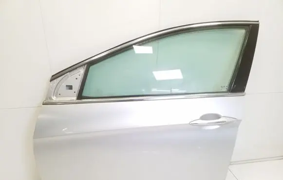 Hyundai i40 Front door