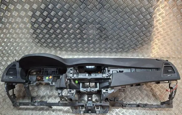 Renault Laguna III Dashboard S263129062 681000004R