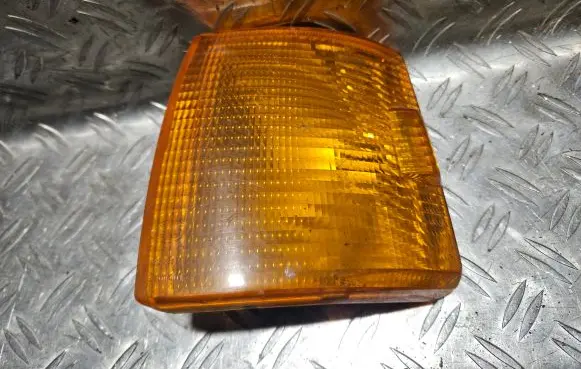 Volkswagen Transporter - Caravelle T4 Front indicator light 701953049