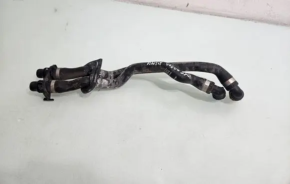 Volvo S80 Engine coolant pipe/hose 31338213