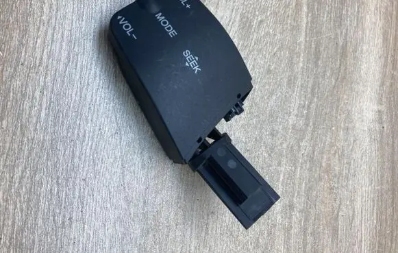 Ford C-MAX I Multifunctional control switch/knob FORDCMAX2005